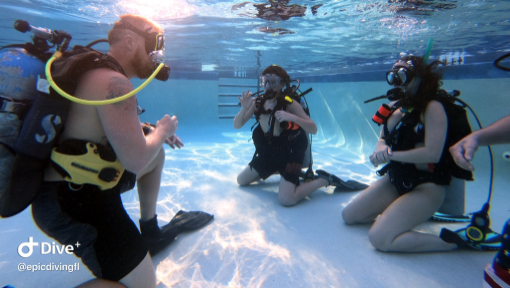 Students in a Beginner scuba course in the pool session